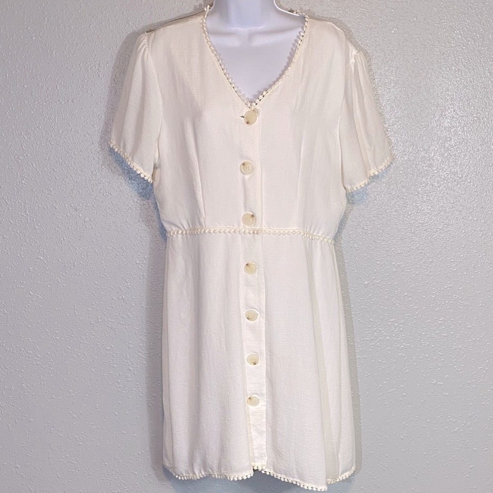 VNTG Nicole Miller Studio White Button Down Dress with Trim Detailing